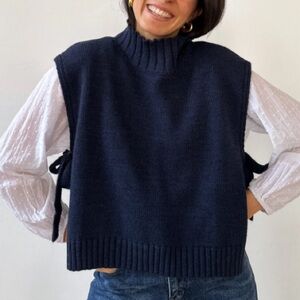 Mind Traveler navy wool blend knit t-neck side tie sweater vest Sz M/L